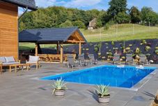 Lainnya Holiday Home Wisniowa With Pool and Mountains