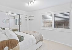 Others 2 Stay on Sunbrite