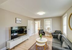 Lain-lain 4 2 Mi to Windham Mountain: Scenic Home w/ Fire Pit!