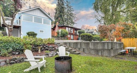 其他 2 Spanaway Lakefront House: Dock, Fire Pit