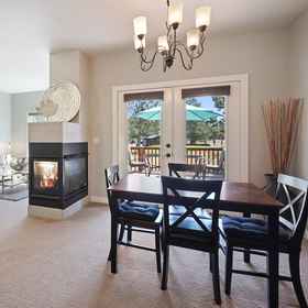 Primary image1Present Pheasant 2 Bedroom Home,德舒特斯县飯店