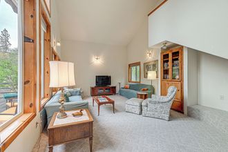 Others 4 Close to Wine Trail: Home w/ Deck Near Applegate