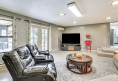 Others 5 < 3 Mi to UO Campus: Pet-friendly Springfield Home