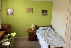 Others 6 Large Sound Healing Retreat Cottage in West Wales