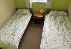 Others 4 Large Sound Healing Retreat Cottage in West Wales