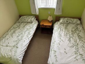 Others 4 Large Sound Healing Retreat Cottage in West Wales