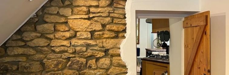 Lain-lain Quaint High Street Cottage in Northampton