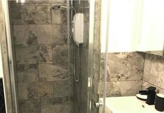 Lain-lain 7 Cozy Quiet City Escape - Northampton Apartment