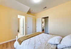 อื่นๆ 4 Pet-friendly Murphy Home: Fenced Yard & Patio!