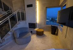 其他 7 Be Still Alexa Smart Luxury Escape Adults Only