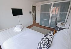 Others 7 Modern 4 Bed Townhouse with Parking