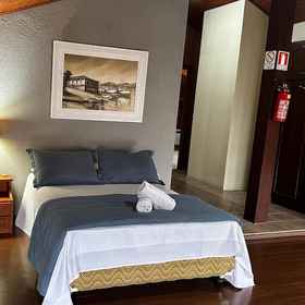 Room 1 포우사다 카넬라 가든, Sequoias Park 호텔