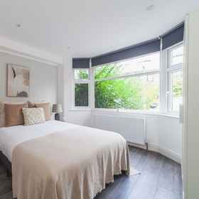 Primary image 1 The Cricklewood Collection, West Hampstead Hotels