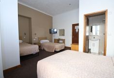 Lain-lain 6 Sandringham Hotel