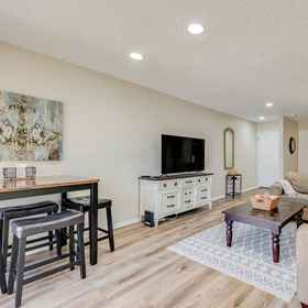 Interior11st-floor Condo in Walden: Walk to Pool & Lake!,Resort Attractions, Inc.飯店