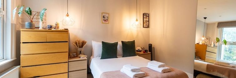 Others 87 Gauden Road