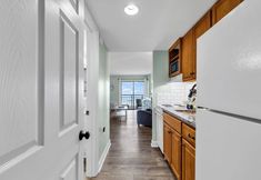 Others 6 Bluewater Resort 207