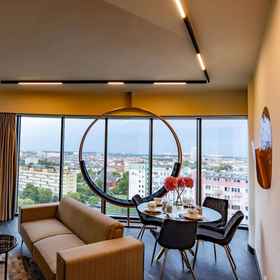 Primary image1Luxury Apartment, Swimming Pool, Jacuzzi, Szczecin,Dworzec Autobusowy PKS Szczecin飯店