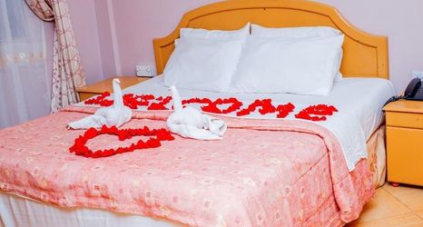 Others 2 Stereo Hotel