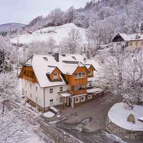 Primary image 1 Holiday Apartment on Kreischberg, Neumarkt in Steiermark Hotels