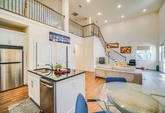 其他 7 Walk to Historic Dtwn: Mckinney Family Retreat