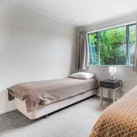 Room 1 Dannemora Motor Inn, Campbells Bay Hotels