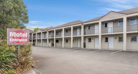 Others 2 Dannemora Motor Inn