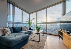 อื่นๆ 7 w Prestigious 2BR w Perfect Balcony View