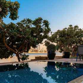 Room 1 Luxury Private Pool Villa w Pvt Beach on Palm, Al Sufouh Second Hotels