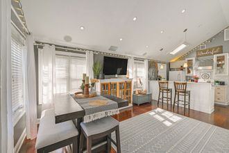 其他 4 Walk to Ocean: Pet-friendly Home in Long Beach!