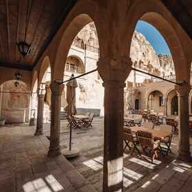 Primary image 1 アスマリ コナック ケーブ スイーツ, デブレントバレー ホテル