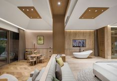 Lain-lain 4 Regnum The Crown