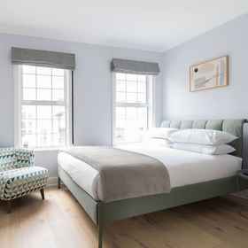 Room 1 West End Drury Lane Modern 3 Bedroom Apt, Travel Lord Hotels