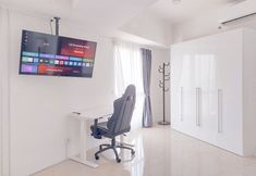 Others 4 Comfy 1Br Apartment At Tamansari Bintaro Mansion