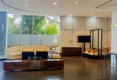 Others 2 Comfy 1Br Apartment At Tamansari Bintaro Mansion