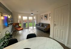 기타 7 Host Stay Bluebell Close