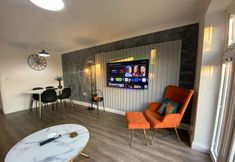 Others 4 Host Stay Bluebell Close