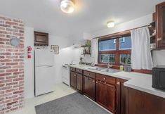 기타 7 Green Lake Zen Low Level Garden Suite