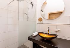 其他 7 Apartment Directly on the Mountain