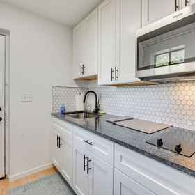 Interior12 Mi to East Atlanta Village: Cozy Studio w/ Porch,Peachtree Center飯店