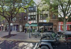 Others 5 1-br Glenside - Long Term Available Parking
