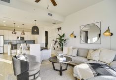 Others 3 2 Mi to Johns Pass: Madeira Beach Condo