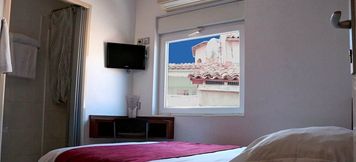 Others 3 HOTEL Des ARTS AIX Hyper Centre