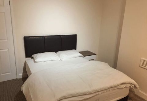 Others Room in Guest Room - Cheerful big Size Room in Leicester