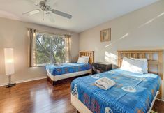 Others 3 8 Mi to Disney: Orlando Townhome w/ Pool Access!