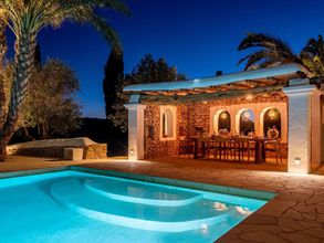 Khác 4 Impressive Farmhouse With Pool