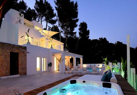 其他 Magnificent Villa With Heated Pool