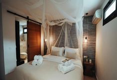 Others 2 Luxurious Villa With Bright Terrace