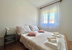 Others 2 Bright and Cozy Apartment With Balcony in Kastel Luksic