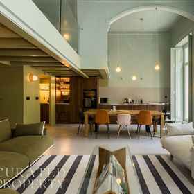 Room 1 Beautiful Paddington Loft-style Apartment, Paddington (Circle and Hammersmith & City lines) Hotels